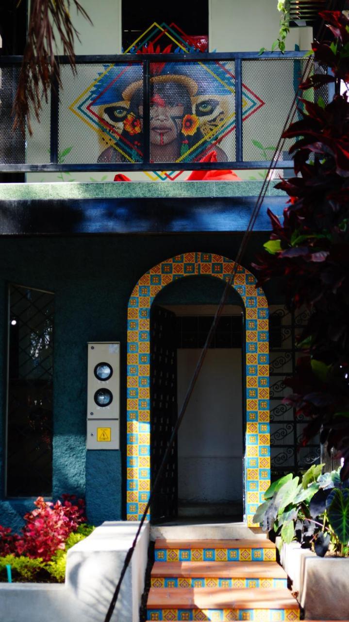 Nativo Hostel Medellín Esterno foto