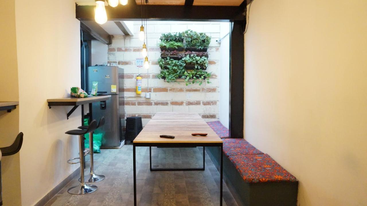 Nativo Hostel Medellín Esterno foto