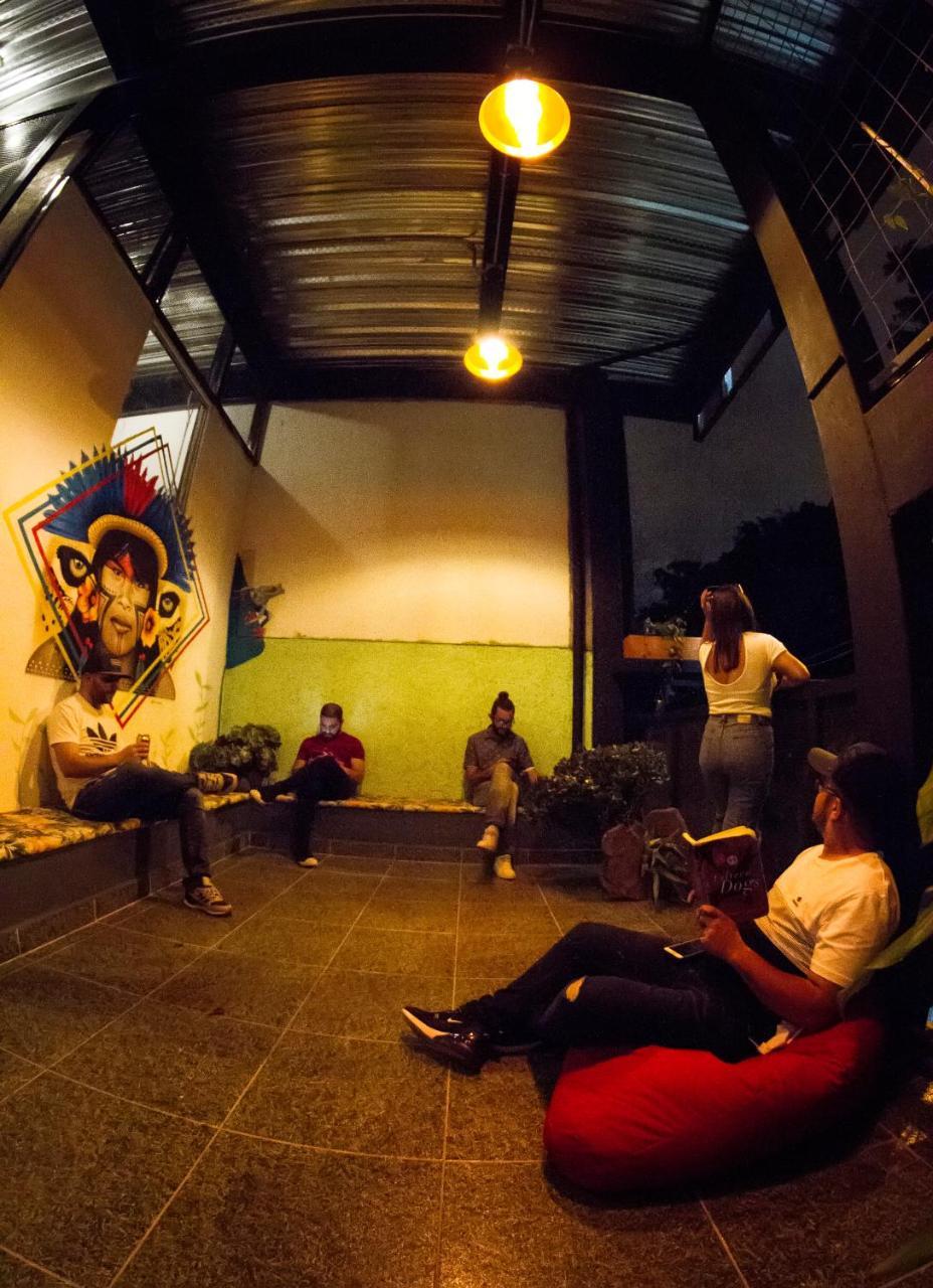 Nativo Hostel Medellín Esterno foto